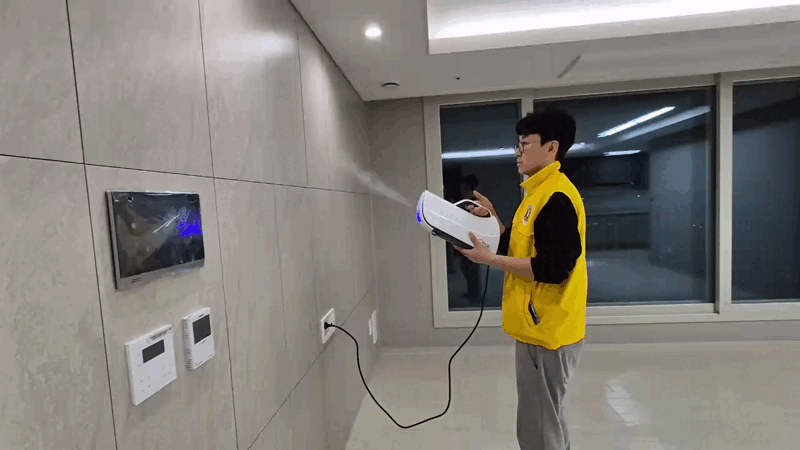 KakaoTalk_20250321_101534454-ezgif.com-video-to-gif-converter